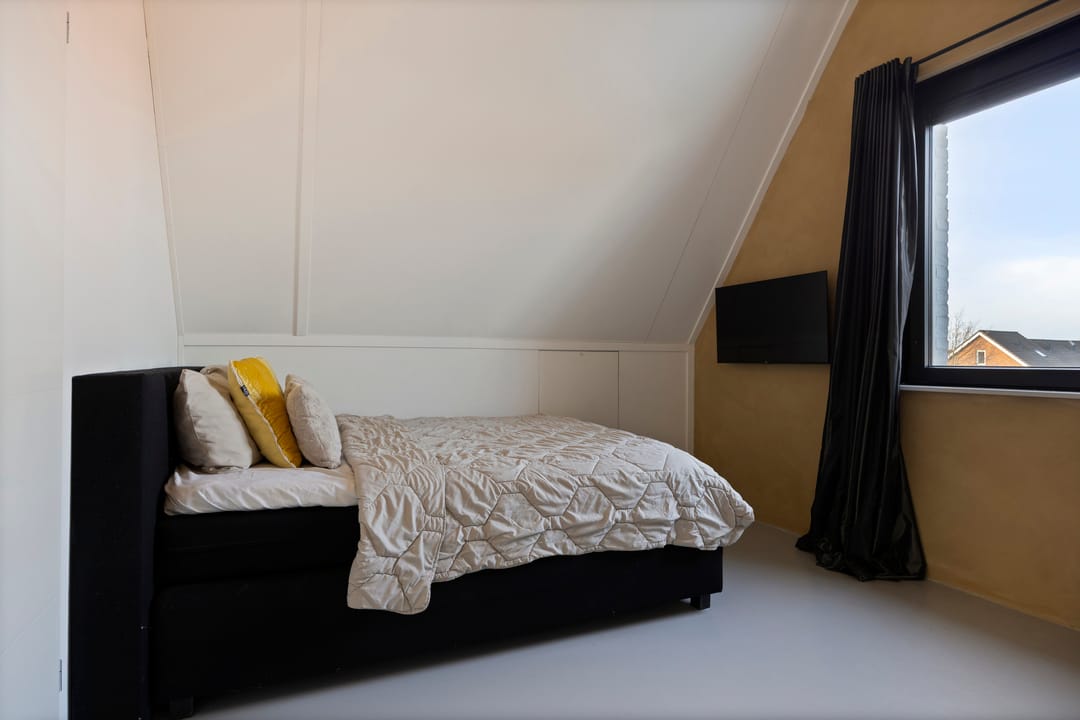 Photo 31 of Zebrakever 30