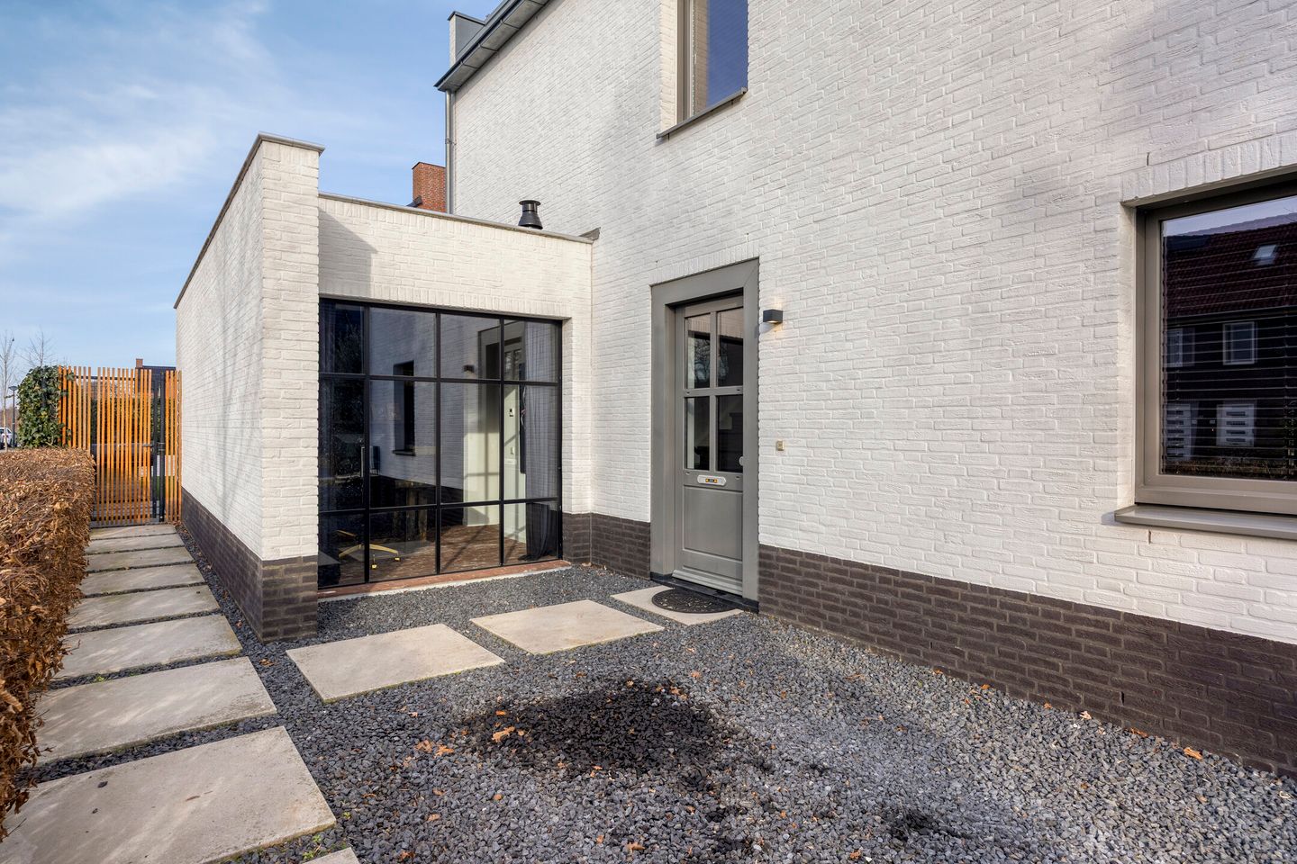 Photo 44 of Zebrakever 30