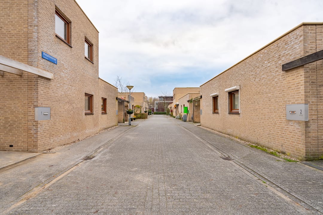 Photo 32 of Medaillonstraat 1