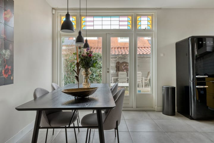 Foto 21 van Charlotte de Bourbonstraat 13