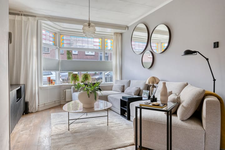 Foto 16 van Charlotte de Bourbonstraat 13