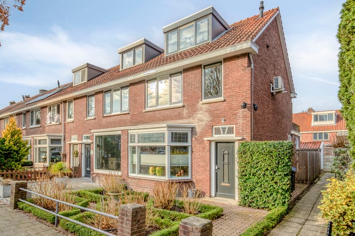 Foto 4 van Charlotte de Bourbonstraat 13