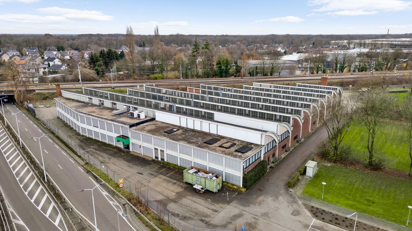 Bekijk foto 1 van Houtstraat 9