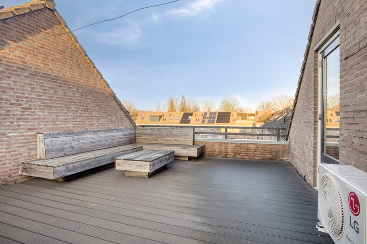 Photo 38 of Mandenmaker 14