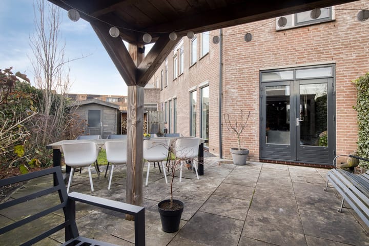 Photo 35 of Mandenmaker 14