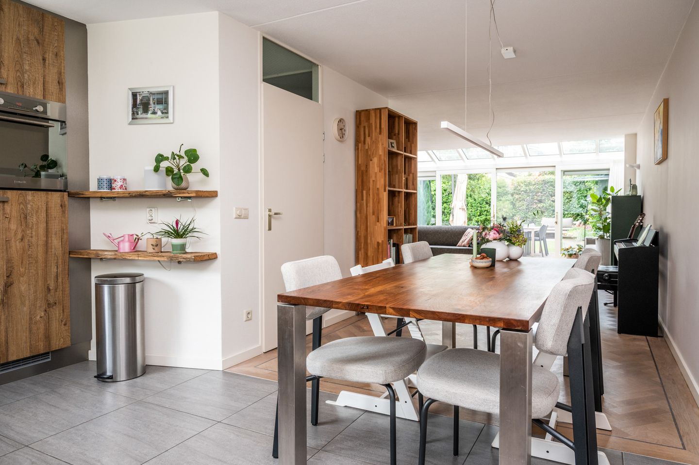 Foto 10 van Albert Schweitzerlaan 88