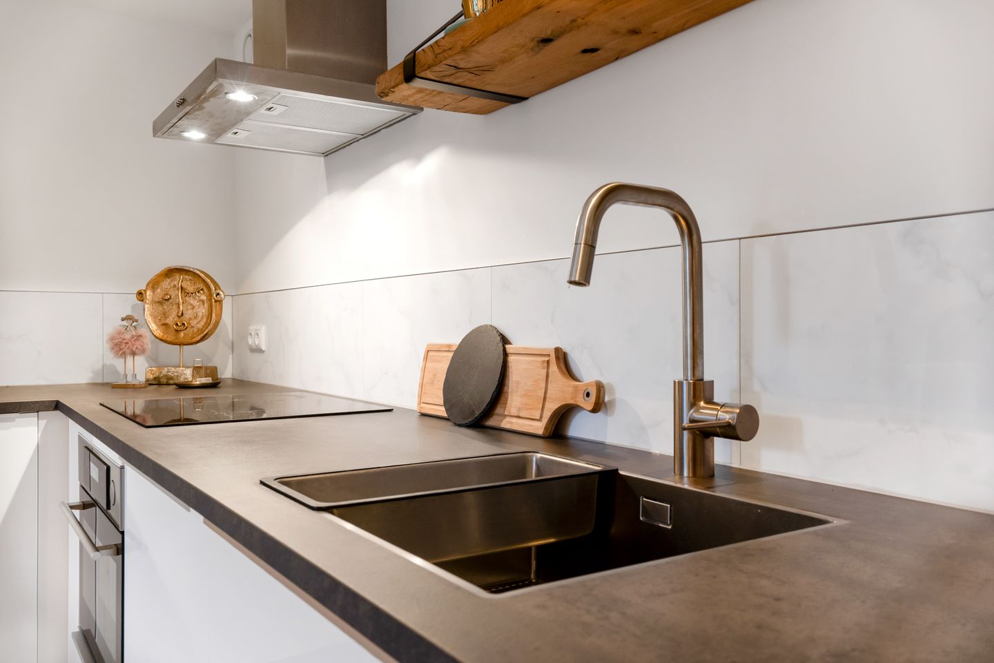 Photo 20 of Wolter ten Catestraat 57-B