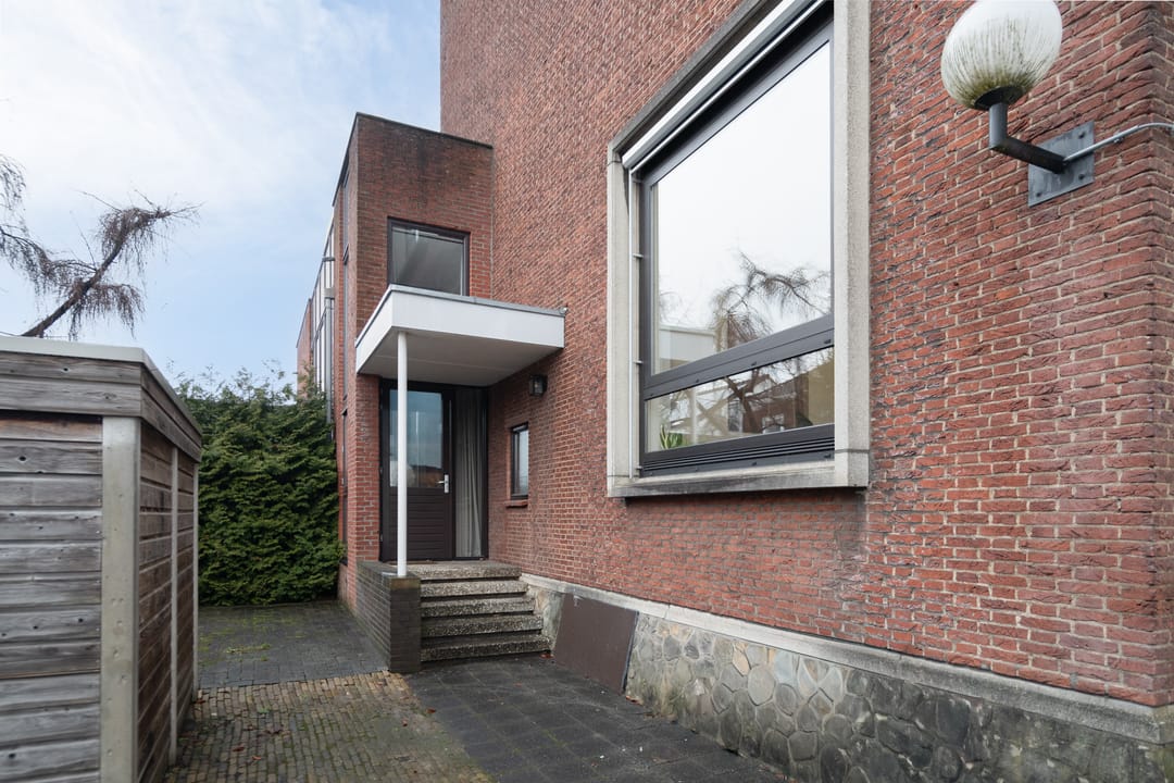 Photo 32 of Wolter ten Catestraat 57-B