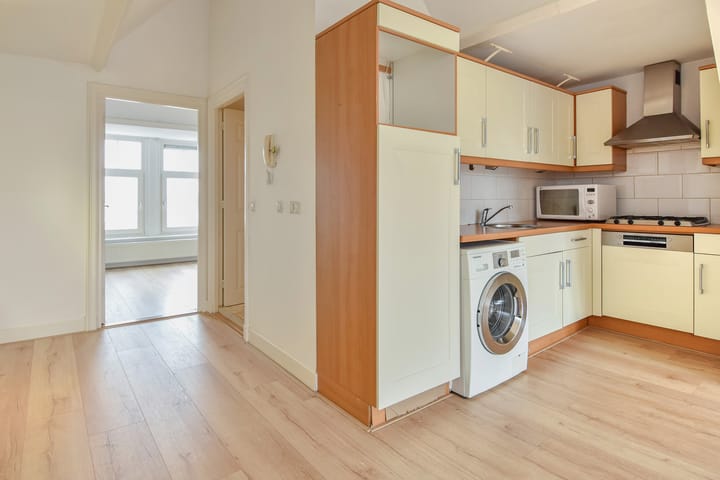 Foto 2 van Frederik Hendriklaan 73-C