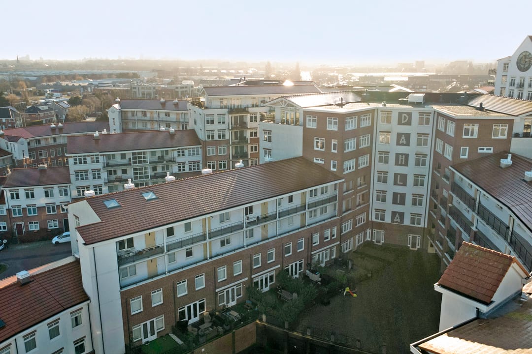 Photo 47 of De Klok 528