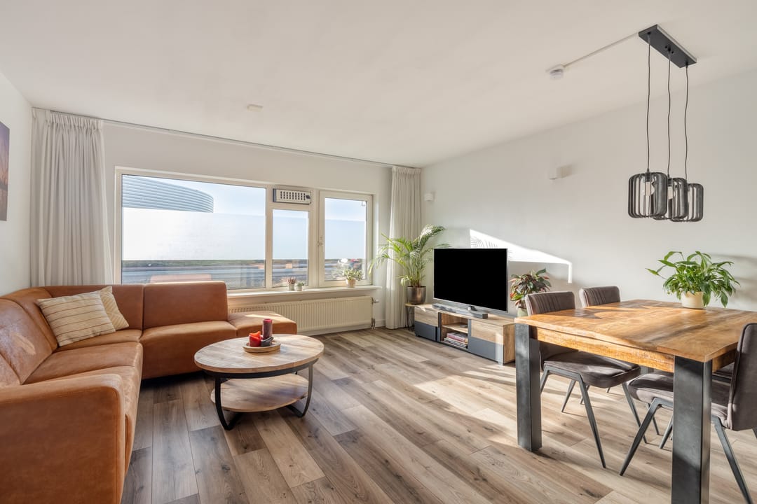 Photo 2 of Amsterdamsestraatweg 747