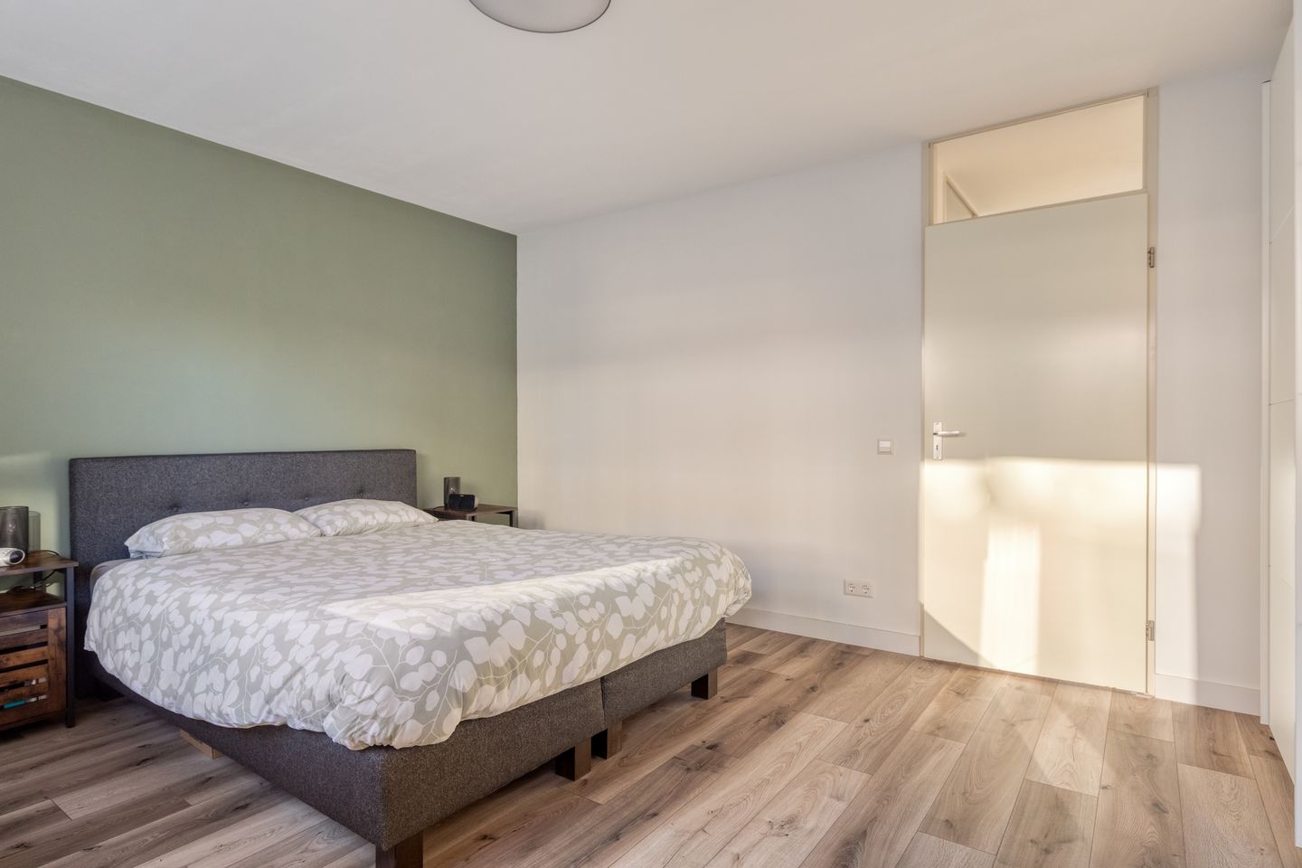 Photo 10 of Amsterdamsestraatweg 747