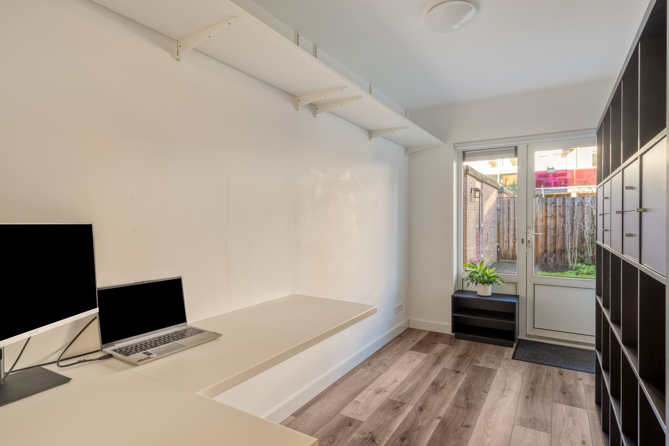 Photo 12 of Amsterdamsestraatweg 747