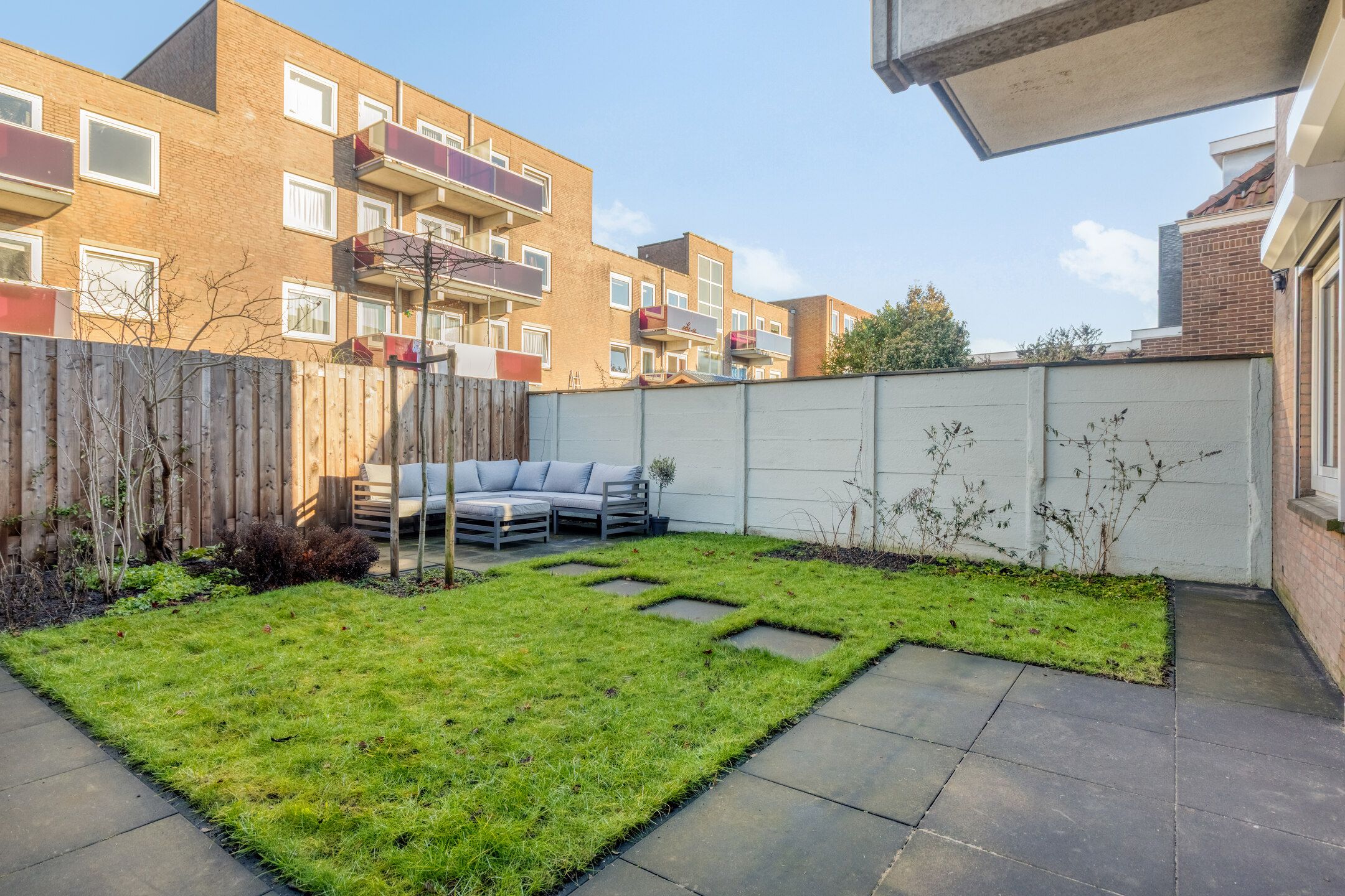 Photo 15 of Amsterdamsestraatweg 747