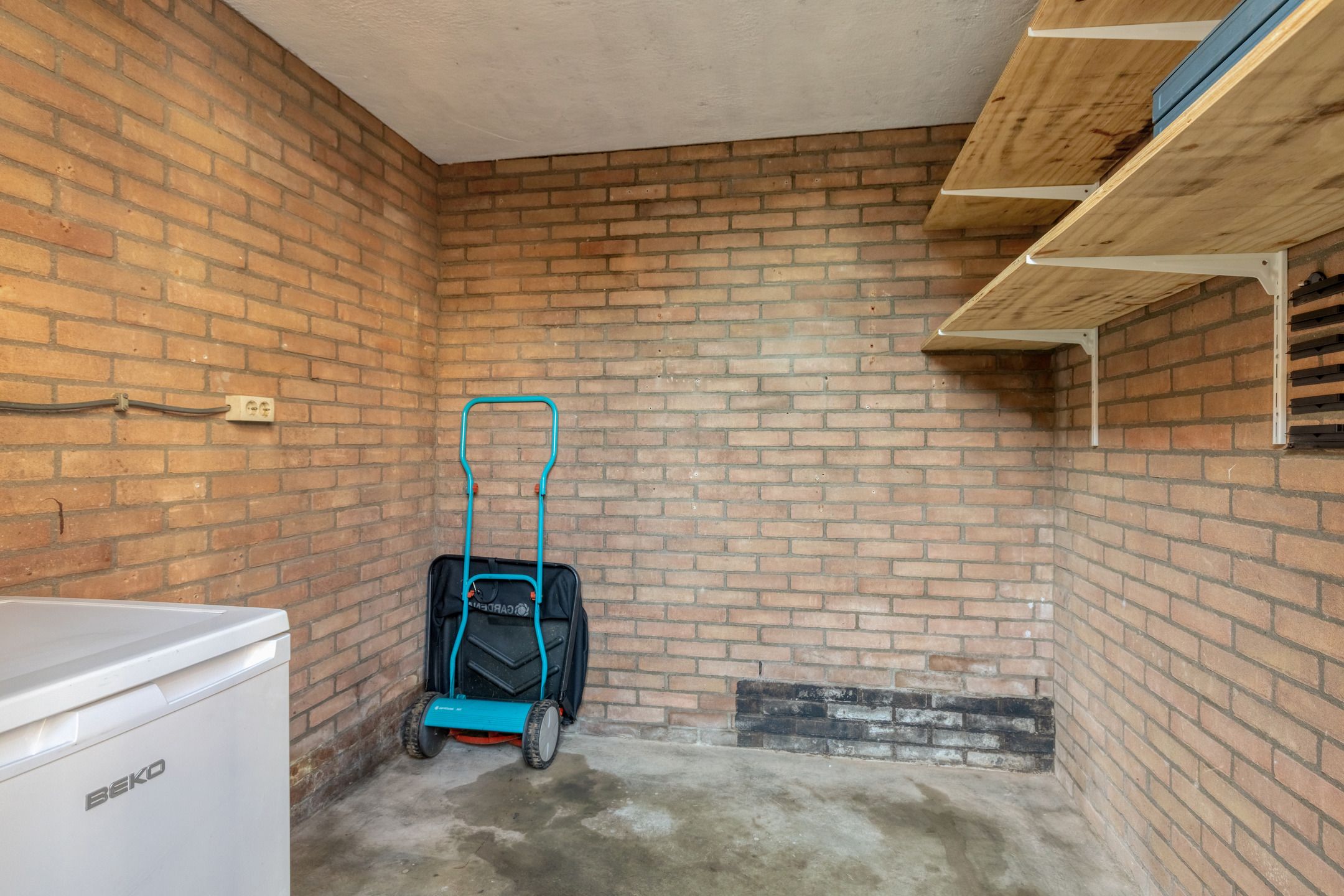 Photo 18 of Amsterdamsestraatweg 747