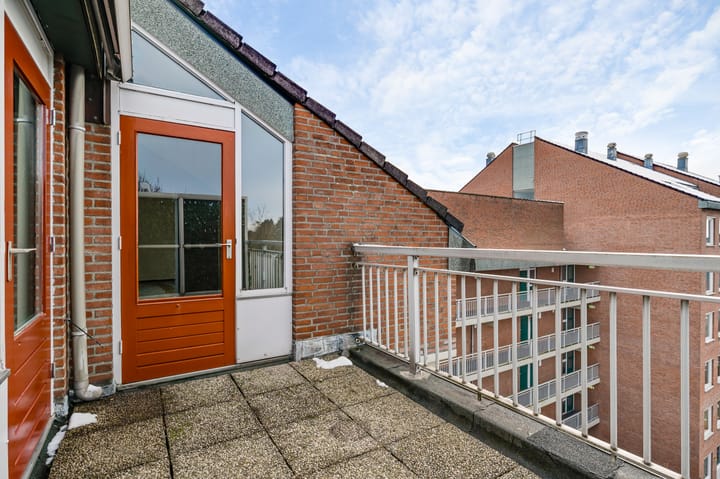 Photo 8 of Sauterneslaan 6-F