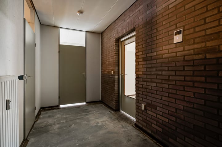 Photo 9 of Sauterneslaan 6-F