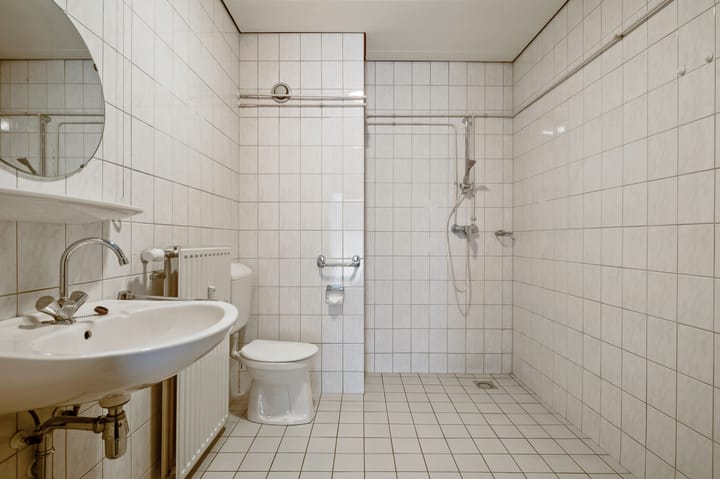 Photo 14 of Sauterneslaan 6-F