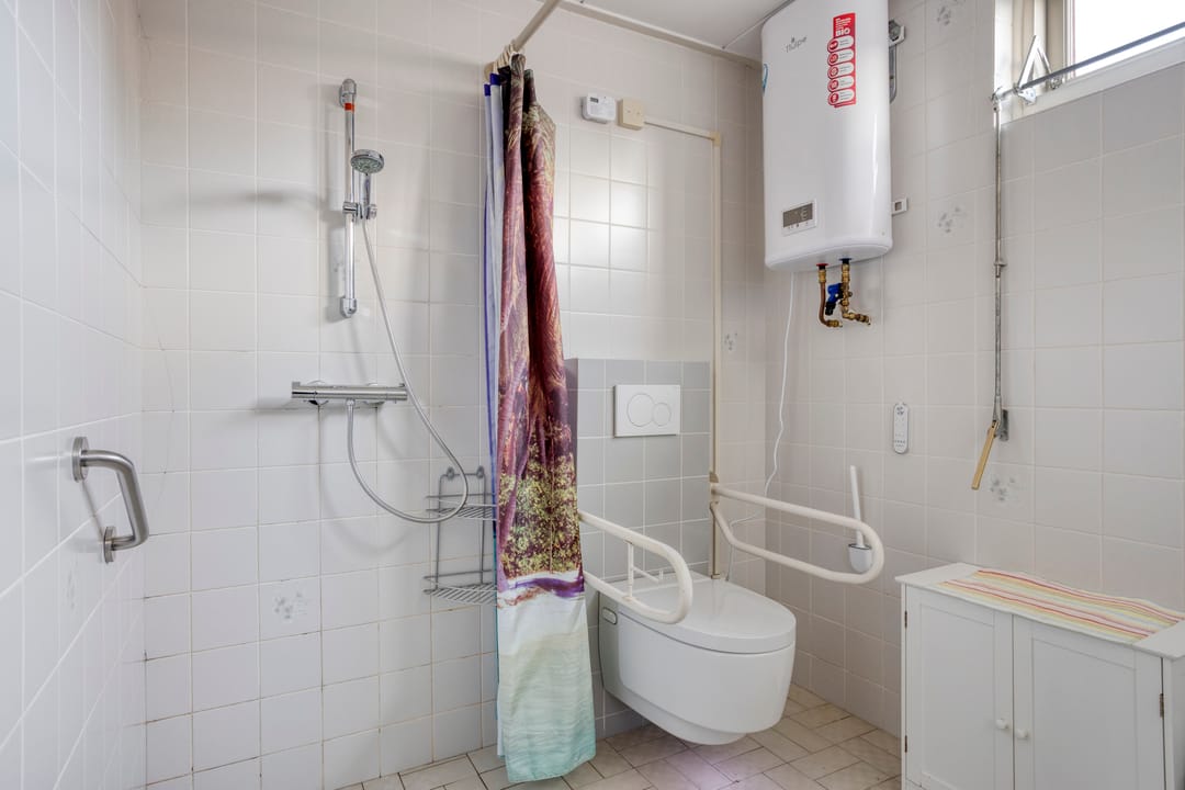 Photo 13 of Julianastraat 28