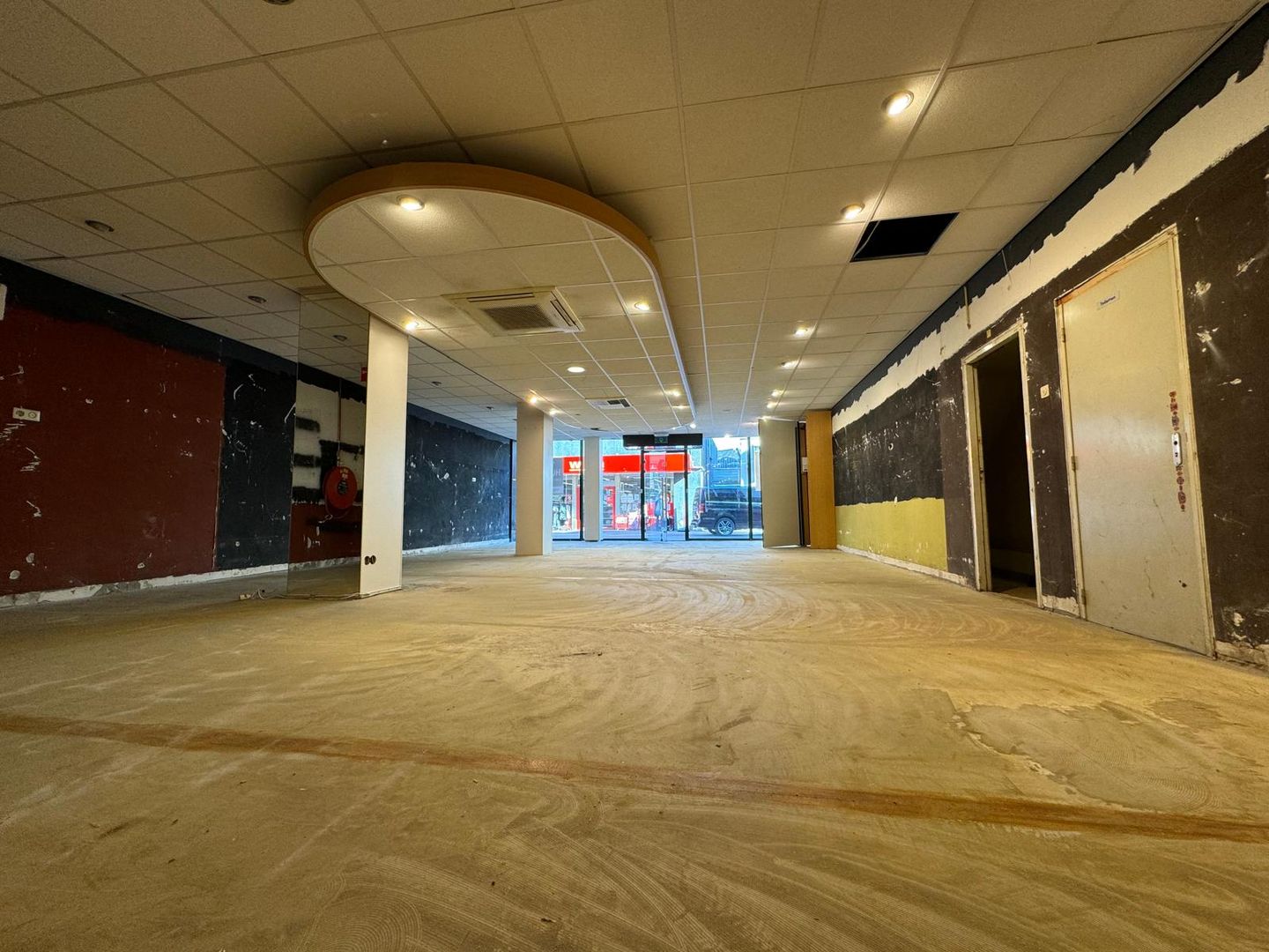 Bekijk foto 2 van Veestraat 55