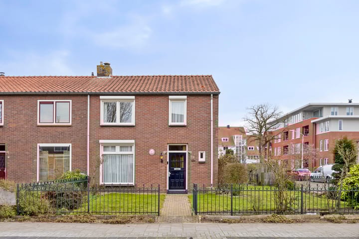 Photo 1 of Mr. C. Goselingstraat 79