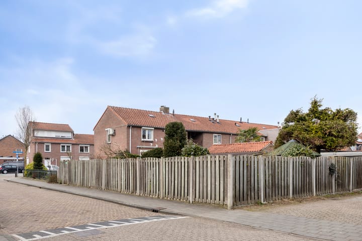 Photo 42 of Mr. C. Goselingstraat 79