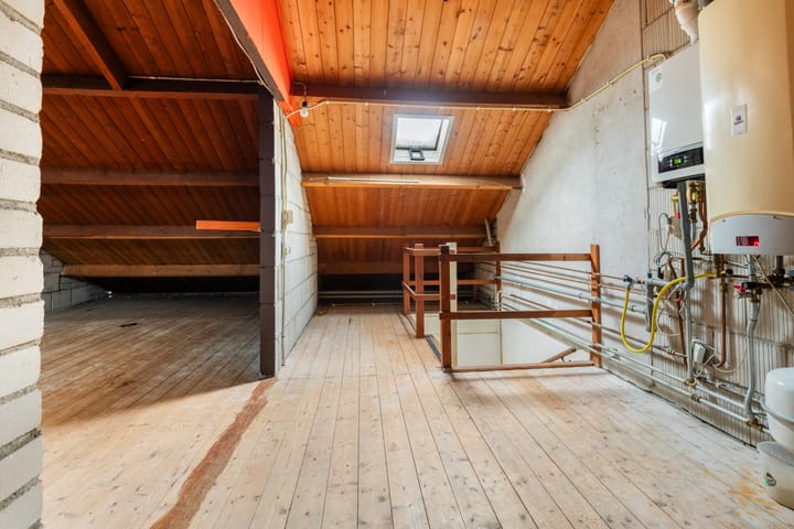 Foto 34 van Witte de Withlaan 35