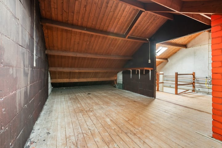 Foto 36 van Witte de Withlaan 35