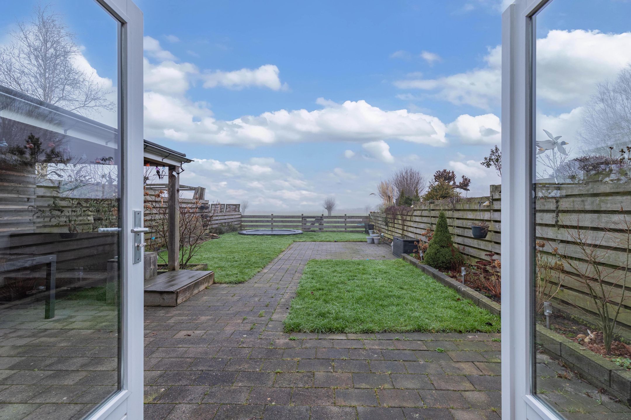 Photo 15 of It Spyk 16