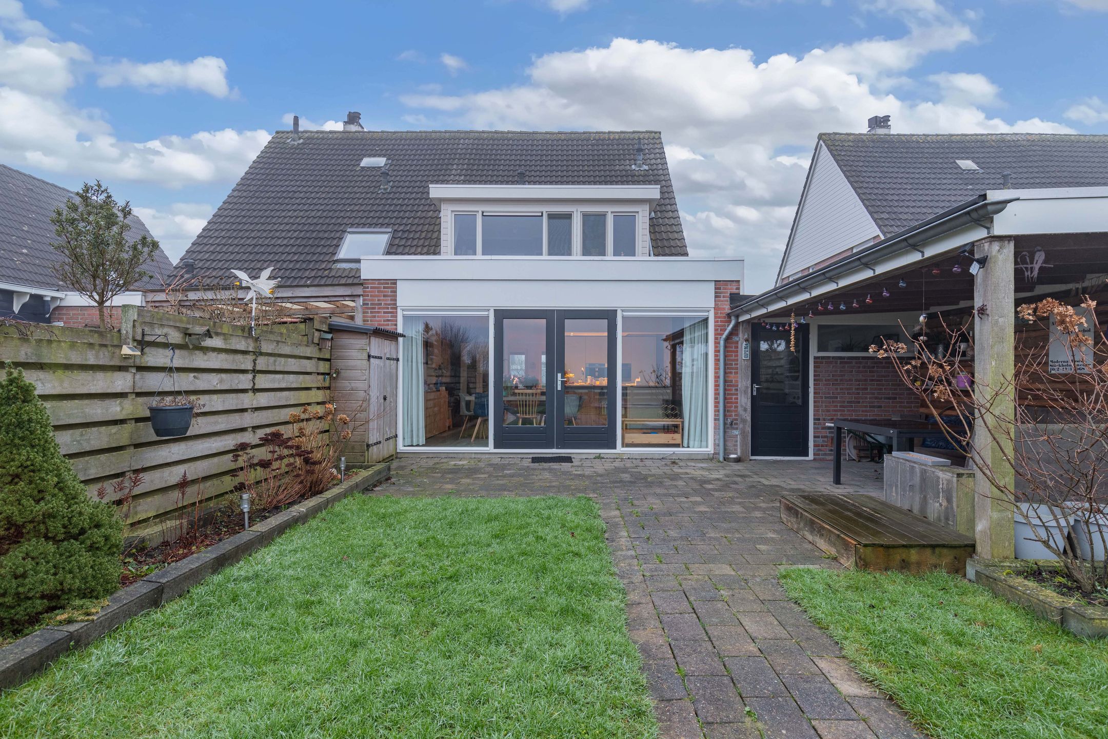 Photo 27 of It Spyk 16