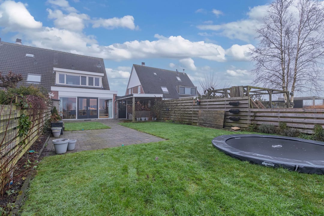 Photo 31 of It Spyk 16