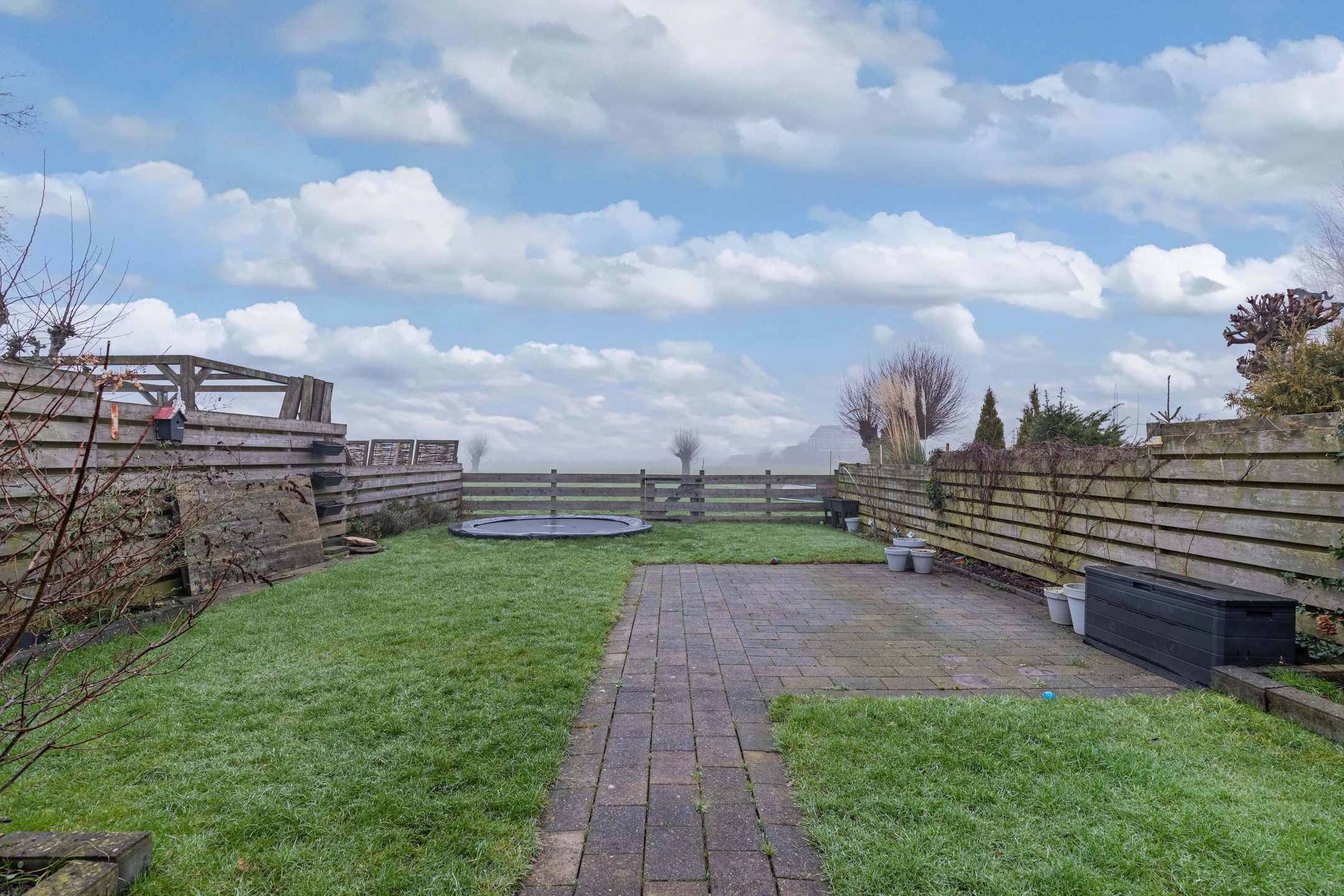 Photo 33 of It Spyk 16