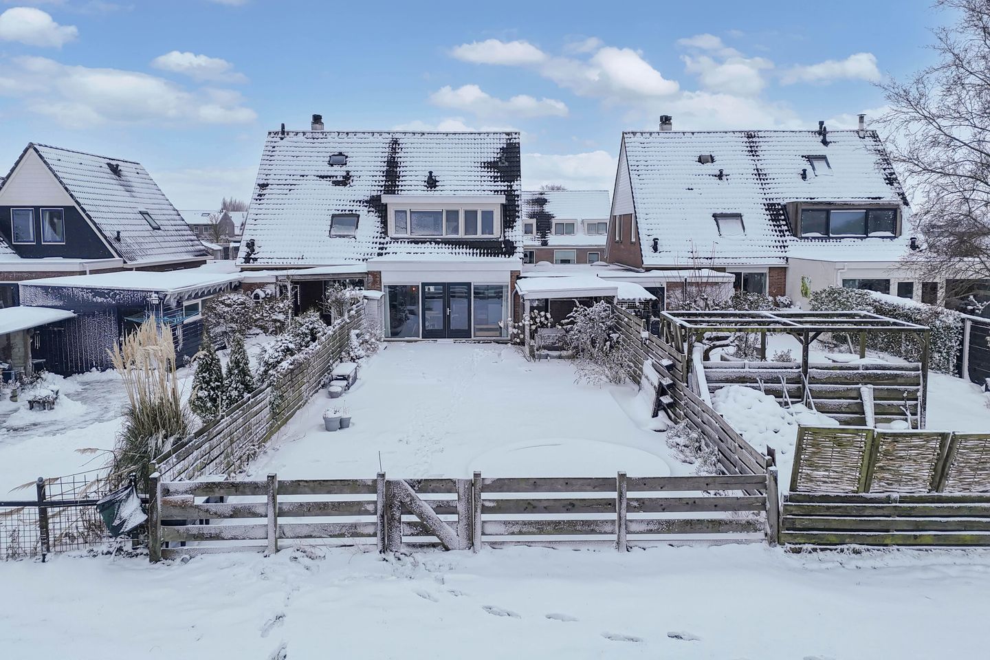 Photo 40 of It Spyk 16