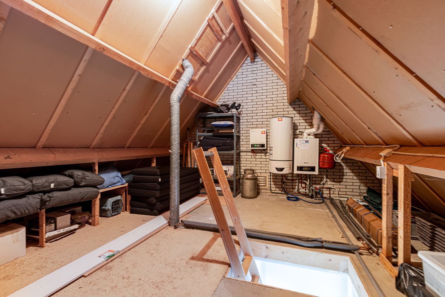 Photo 50 of It Spyk 16