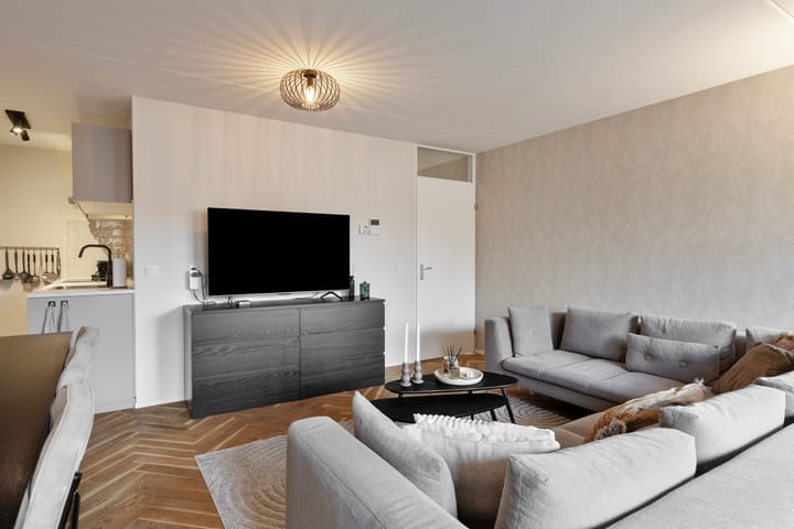 Foto 8 van Damstraat 64-B