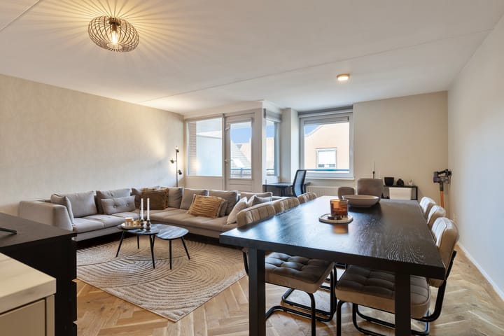 Foto 10 van Damstraat 64-B