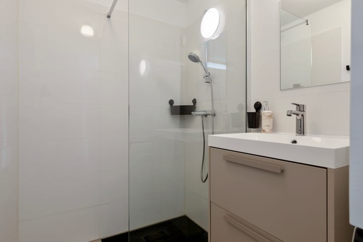 Foto 20 van Damstraat 64-B