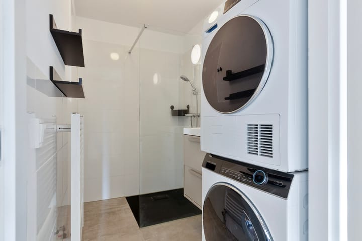 Foto 21 van Damstraat 64-B