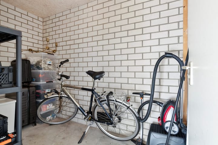 Foto 27 van Damstraat 64-B