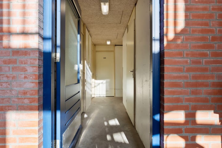 Foto 28 van Damstraat 64-B