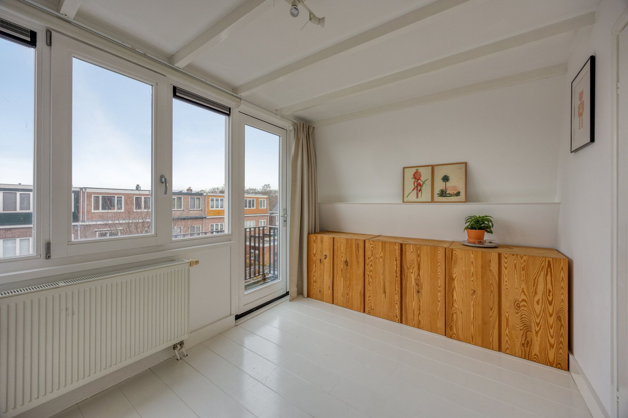 Photo 36 of Iepenstraat 17