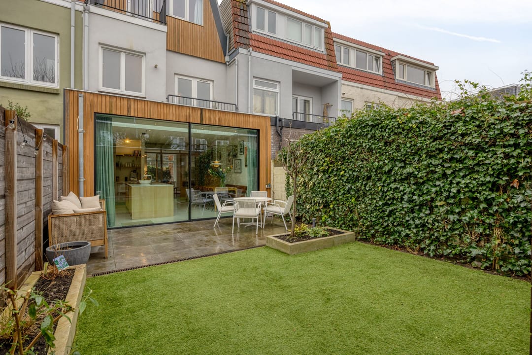 Photo 43 of Iepenstraat 17