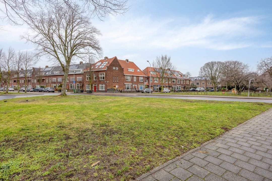 Photo 46 of Iepenstraat 17