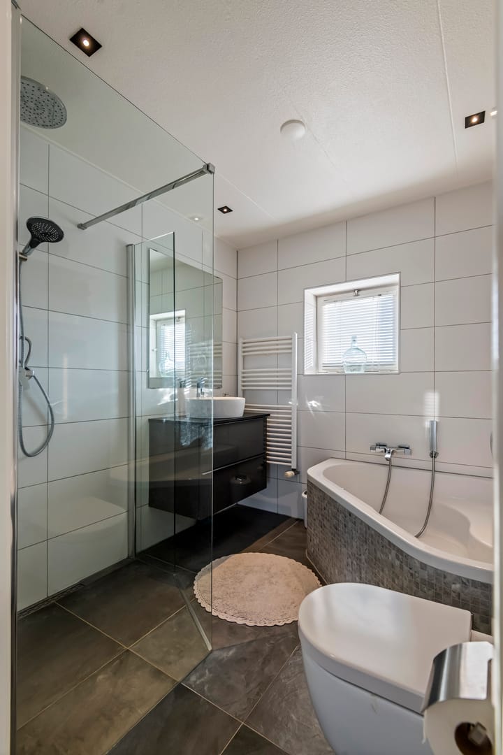 Foto 36 van P. Oosterleestraat 6