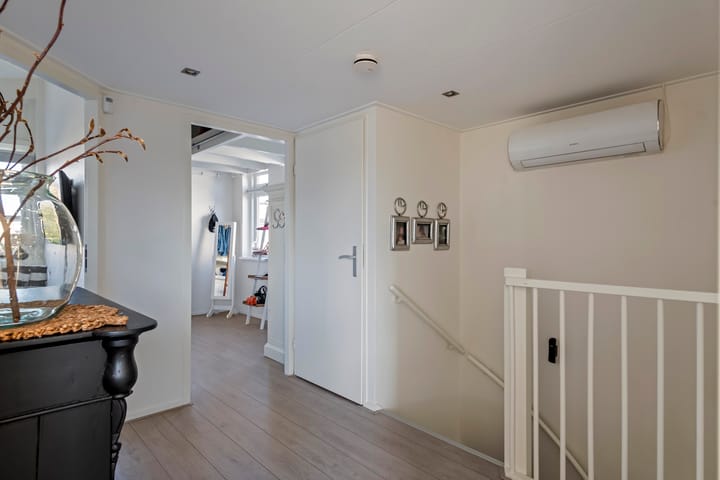 Foto 42 van P. Oosterleestraat 6