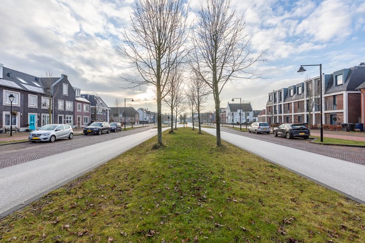 Foto 9 van Marie Curielaan 134