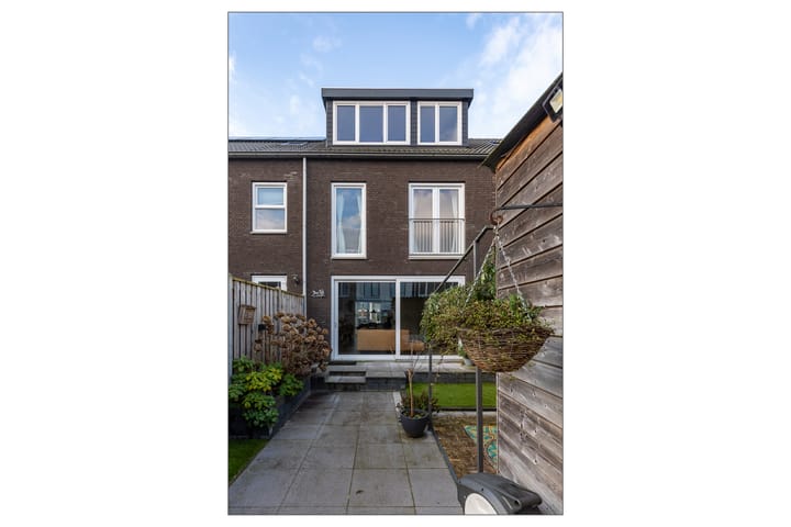 Foto 35 van Marie Curielaan 134