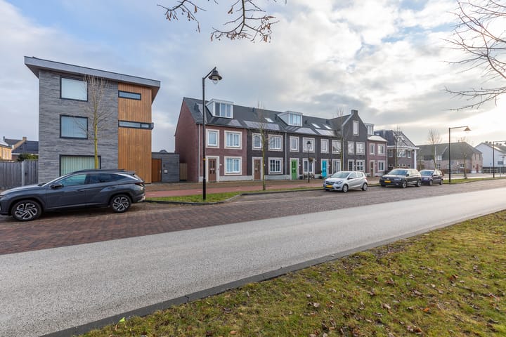 Foto 74 van Marie Curielaan 134