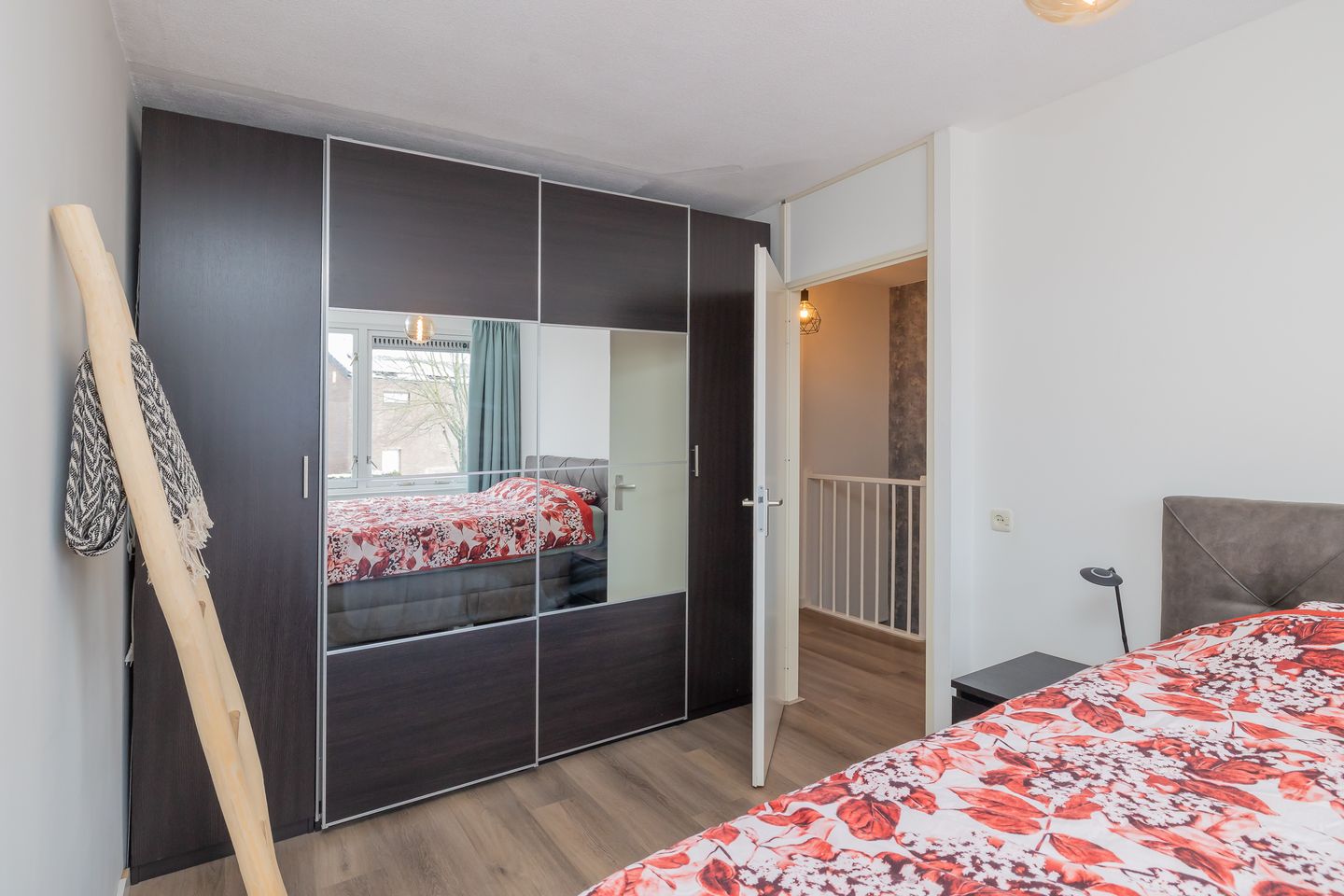 Photo 20 of Stokroos 8