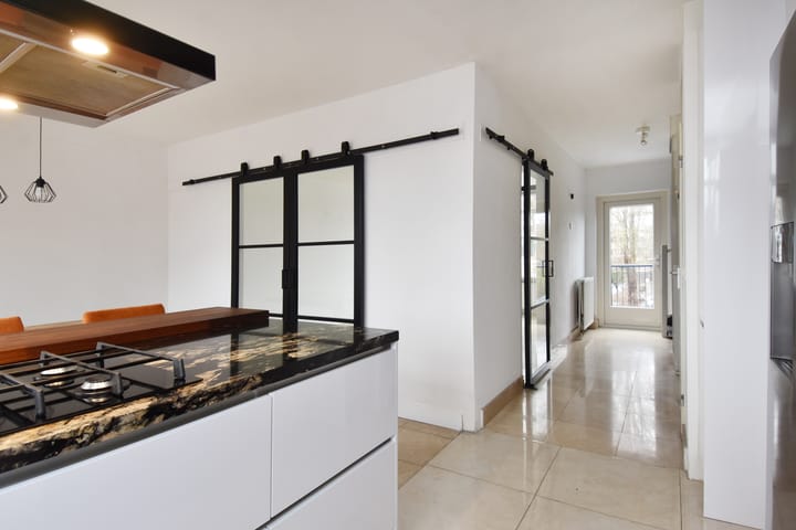 Foto 18 van Margaretha van Hennebergweg 25-B